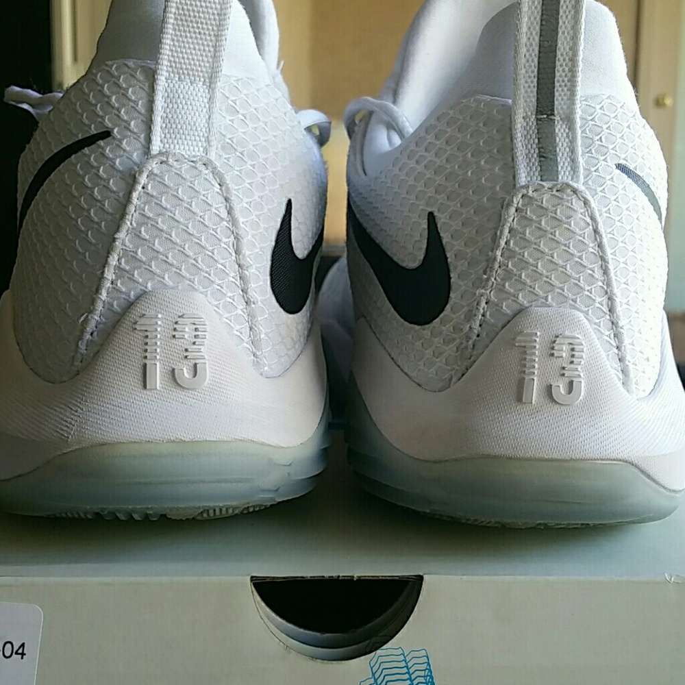 Nike Paul George PG1 White/Black 878627 100